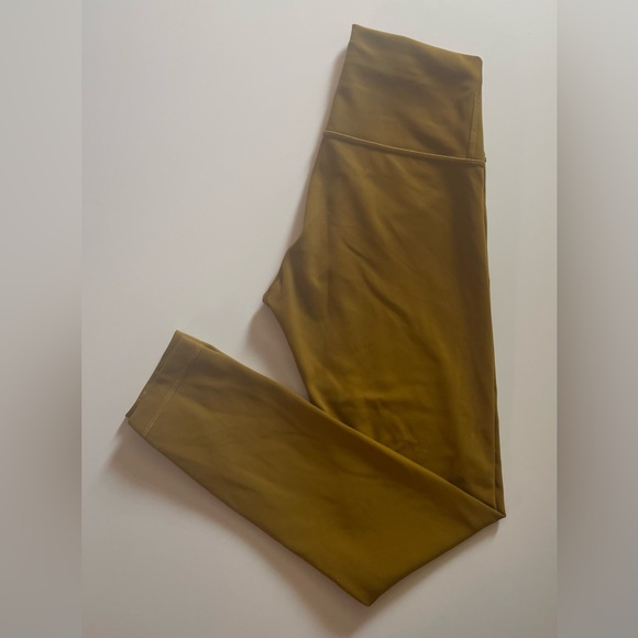 Lululemon Wunder Train High-Rise Tight 25” - Picture 2 of 8